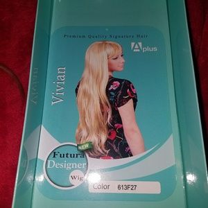 Wig blond long